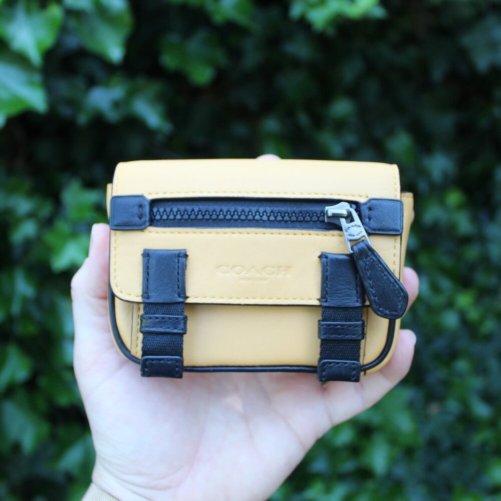 EUC COACH Micro Track Keyfob in Black Antique/Forest